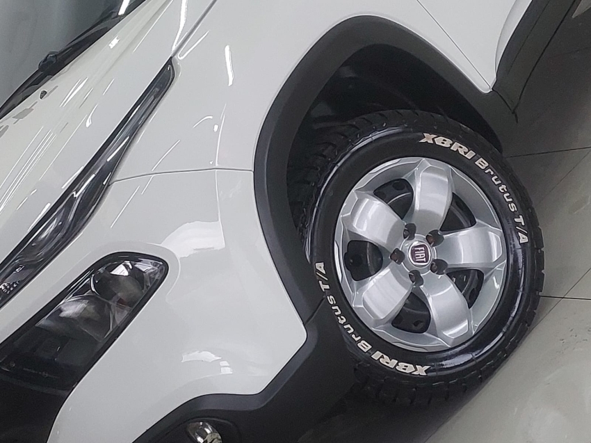 fiat toro 1.8 16v evo flex freedom at6 4p automatico 201718