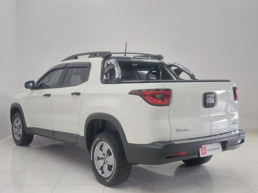 fiat toro 1.8 16v evo flex freedom at6 4p automatico 20173