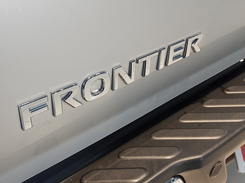 nissan frontier 2.3 16v turbo diesel xe cd 4x4 automatico 4p 201924