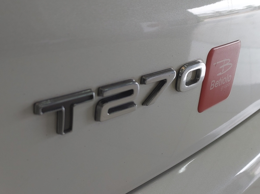 jeep compass 1.3 t270 turbo flex longitude at6 4p automatico 202324