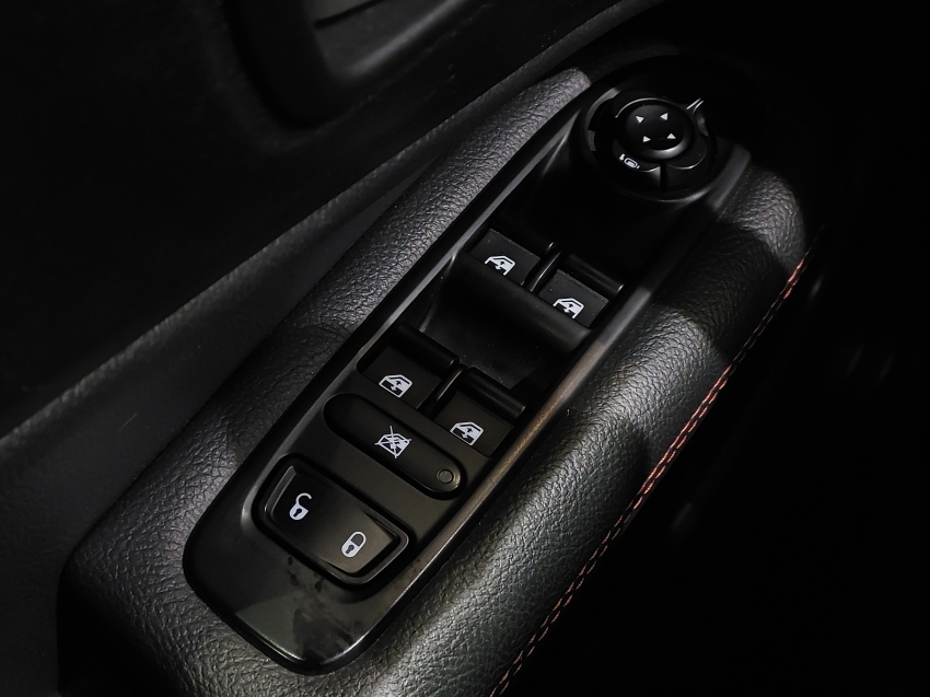 fiat toro 2.0 16v turbo diesel ultra 4wd at9 flex 4p automatico 202319