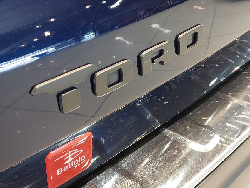 fiat toro 2.0 16v turbo diesel ultra 4wd at9 flex 4p automatico 202322
