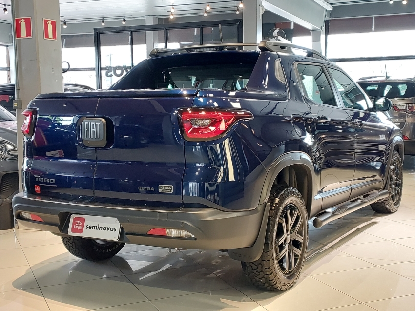 fiat toro 2.0 16v turbo diesel ultra 4wd at9 flex 4p automatico 20235