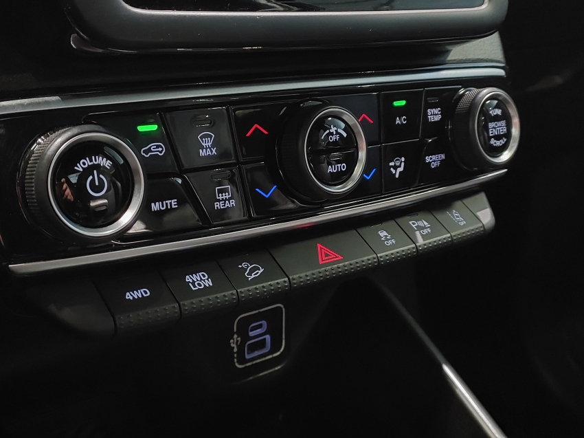 fiat toro 2.0 16v turbo diesel ultra 4wd at9 flex 4p automatico 202311