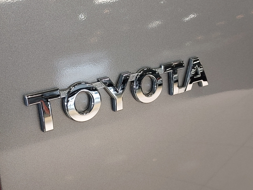 toyota hilux 2.8 d-4d turbo diesel cd sr 4x4 automatico 4p 202523
