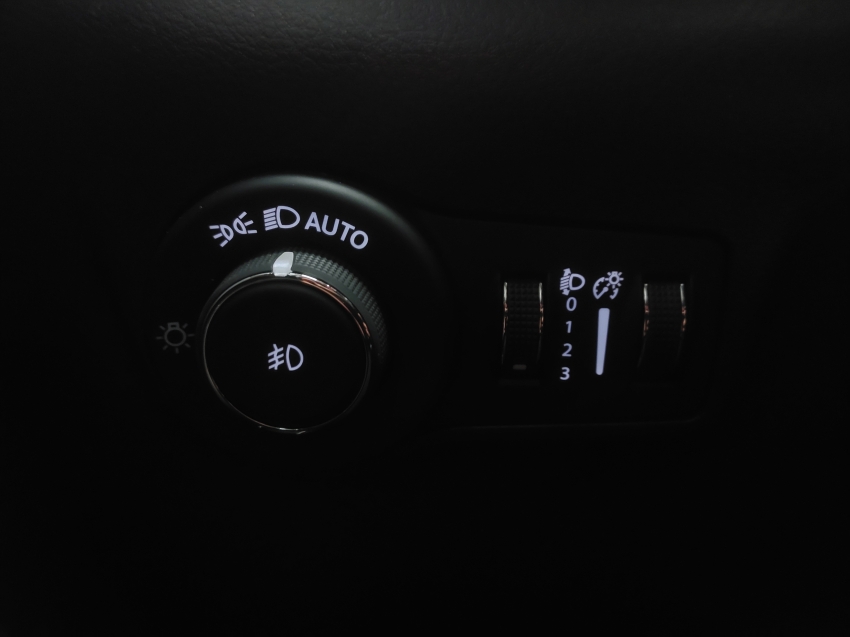 jeep compass 1.3 t270 turbo flex longitude at6 4p automatico 202519