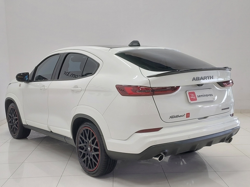 fiat fastback 1.3 turbo 270 flex abarth at6 4p automatico 20253
