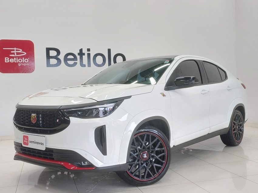 fiat fastback 1.3 turbo 270 flex abarth at6 4p automatico 20251