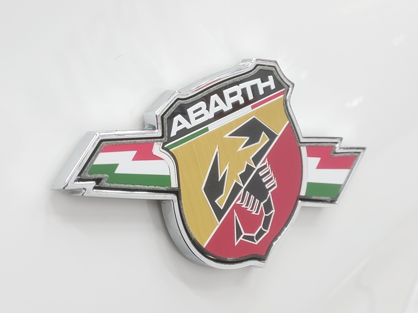 fiat fastback 1.3 turbo 270 flex abarth at6 4p automatico 202525