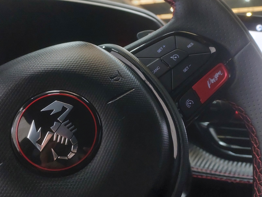 fiat fastback 1.3 turbo 270 flex abarth at6 4p automatico 202519