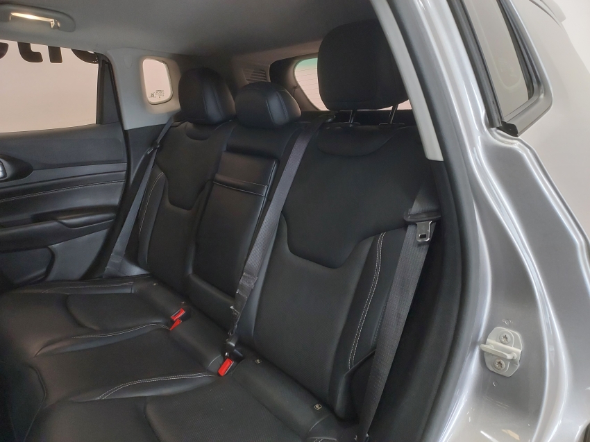 jeep compass 1.3 t270 turbo flex longitude at6 4p automatico 20249