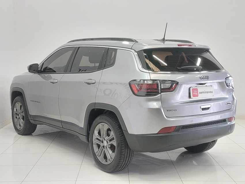 jeep compass 1.3 t270 turbo flex longitude at6 4p automatico 20243