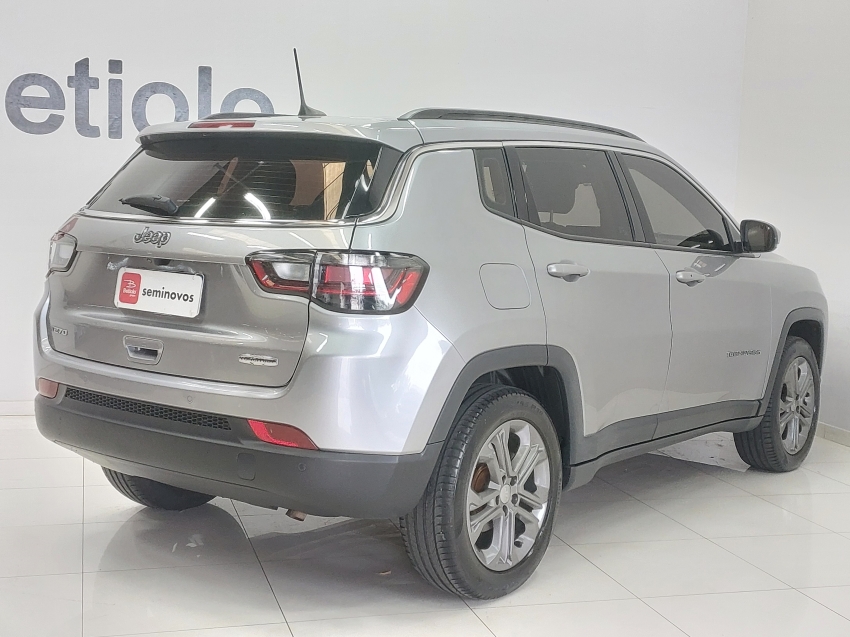jeep compass 1.3 t270 turbo flex longitude at6 4p automatico 20244