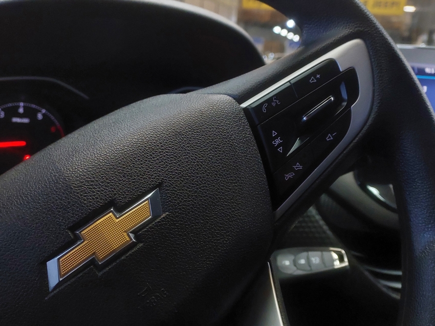 chevrolet onix 1.0 turbo flex plus lt automatico 4p 202515
