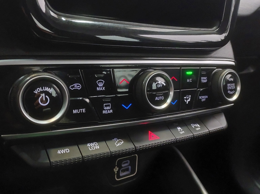 fiat toro 2.0 16v turbo diesel freedom 4wd at9 4p automatico 202311