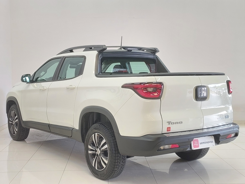fiat toro 2.0 16v turbo diesel freedom 4wd at9 4p automatico 20233