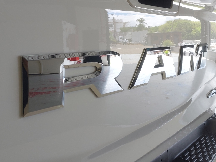 ram 1500 3.0 hurricane 6 biturbo gasolina big horn cd 4x4 automatico 4p 202626