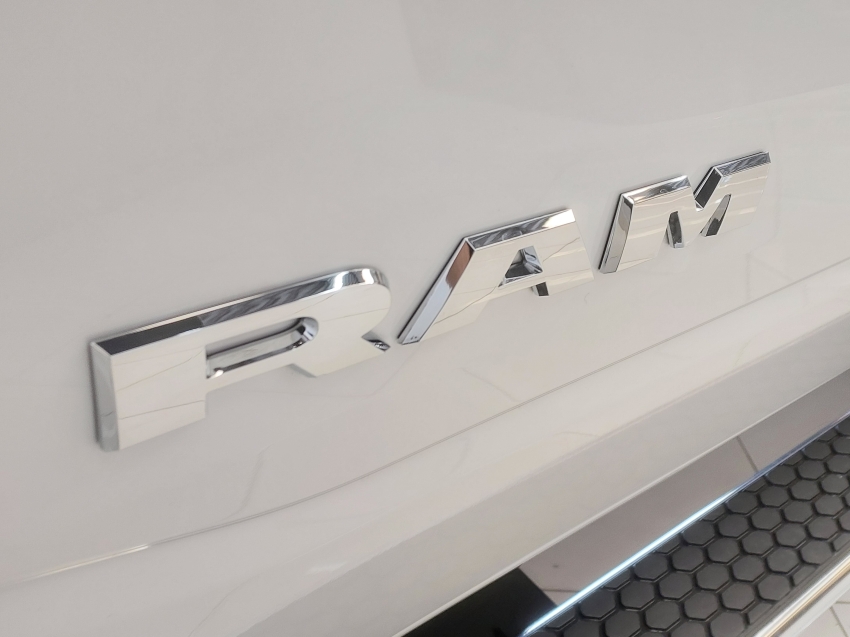 ram 1500 3.0 hurricane 6 biturbo gasolina big horn cd 4x4 automatico 4p 202629