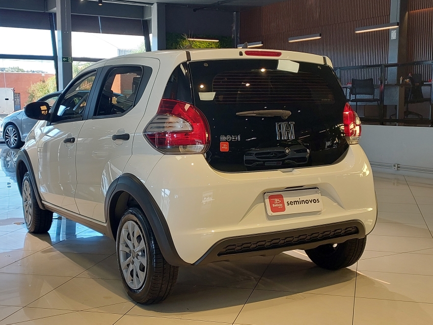 fiat mobi 1.0 evo flex like. manual 4p 20243