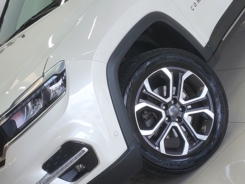 jeep commander 2.0 td380 turbo diesel limited at9 4p automatico 202225