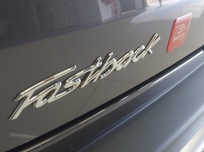 fiat fastback 1.3 turbo 270 flex limited edition at6 4p automatico 202522