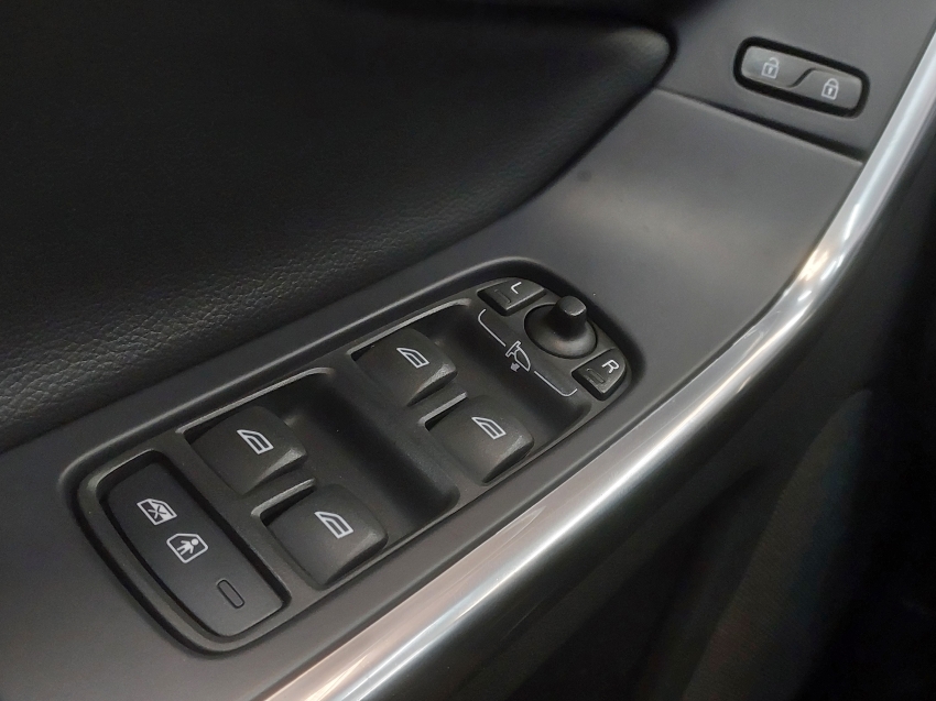 volvo xc60 2.0 t5 momentum gasolina 4p automatico 201719