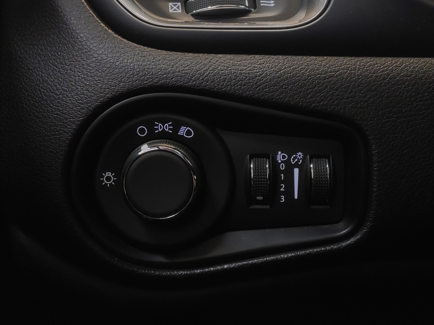 jeep renegade 1.3 t270 turbo flex sport at6 4p automatico 202316