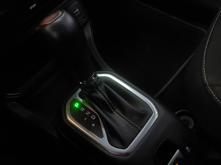 jeep renegade 1.3 t270 turbo flex sport at6 4p automatico 202313