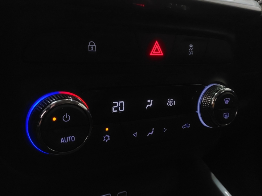 chevrolet montana 1.2 turbo flex premier automatico 4p 202611