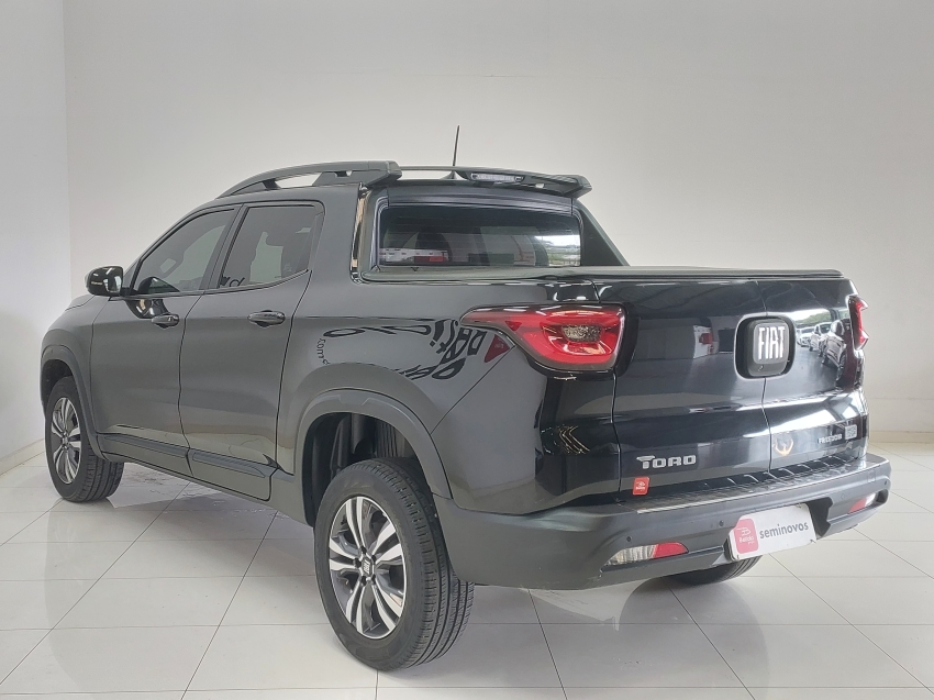 fiat toro 1.3 turbo 270 flex freedom at6 4p automatico 20243