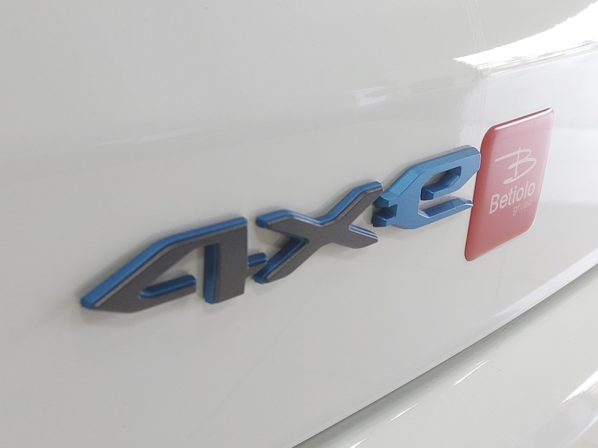 jeep compass 1.3 t270 turbo hibrido s 4xe at6 4p automatico 202327