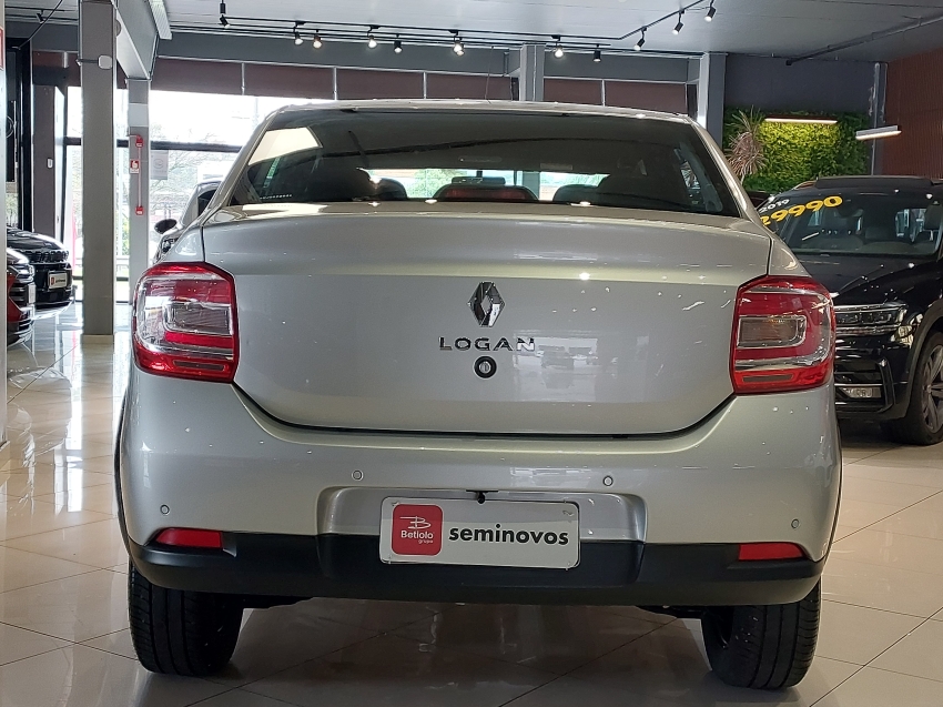 renault logan 1.6 16v sce flex zen x-tronic 4p automatico 20224
