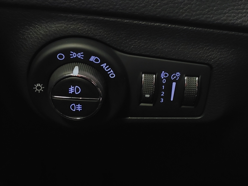 jeep compass 2.0 16v diesel longitude 4x4 automatico 4p 201918