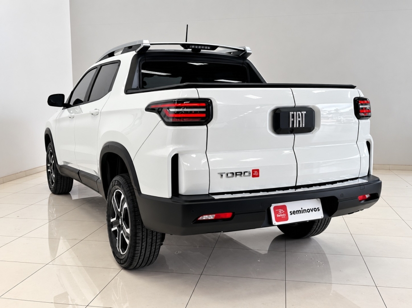 fiat toro 1.3 turbo 270 flex freedom at6 4p automatico 20262