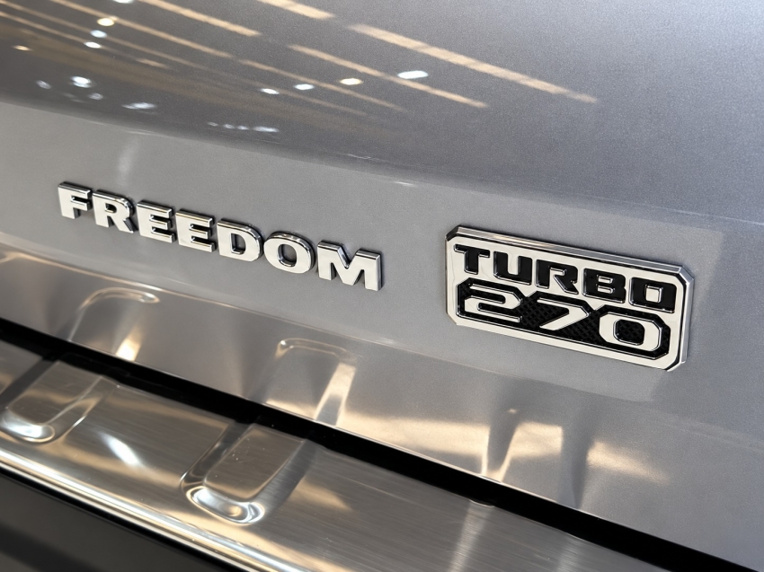 fiat toro 1.3 turbo 270 flex freedom at6 4p automatico 202414