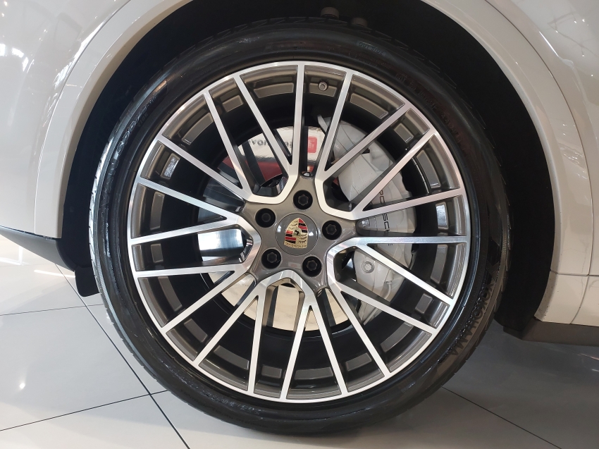 porsche cayenne 4.0 v8 gasolina turbo coupe awd tiptronic s 4p automatico 202124