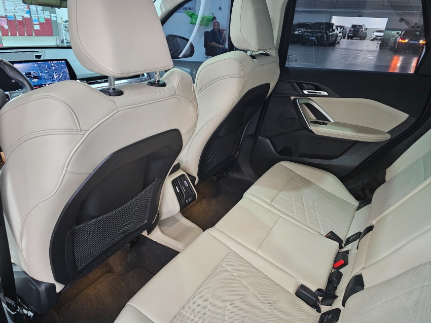 bmw x1 2.0 16v turbo gasolina sdrive20i x-line steptronic 1.9 5p automatico 202413