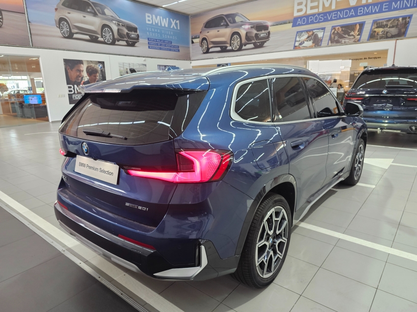 bmw x1 2.0 16v turbo gasolina sdrive20i x-line steptronic 1.9 5p automatico 20246