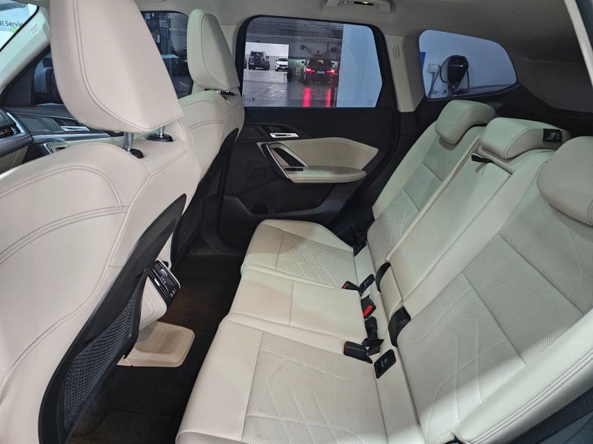 bmw x1 2.0 16v turbo gasolina sdrive20i x-line steptronic 1.9 5p automatico 202412