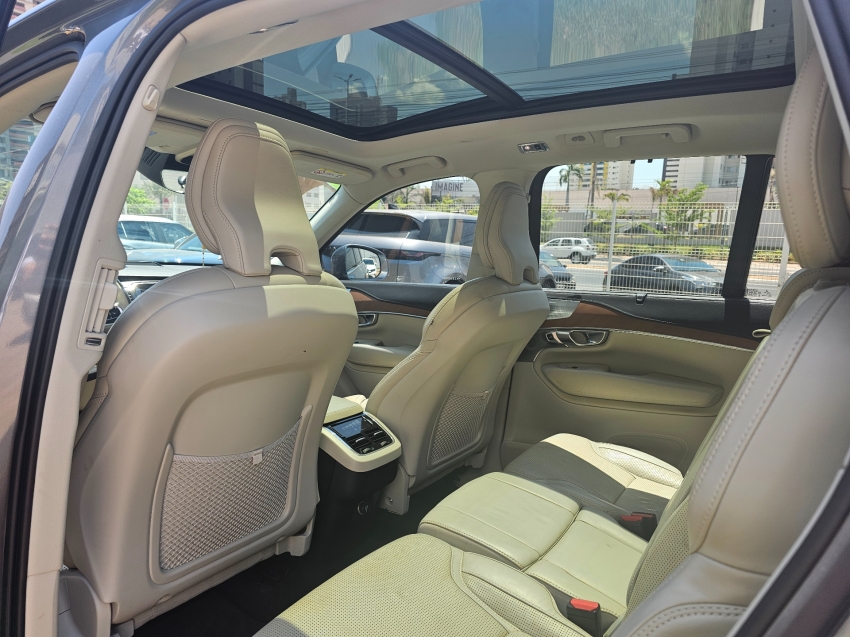 volvo xc90 2.0 d5 diesel inscription awd geartronic 4p manual 201913