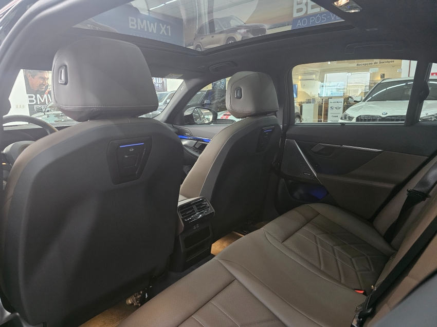 bmw 530e 2.0 twinpower phev m sport automatico hibrido 2p 202513