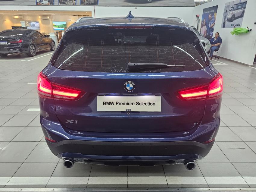 bmw x1 2.0 16v turbo activeflex sdrive20i x-line 4p automatico flex 5p 20215