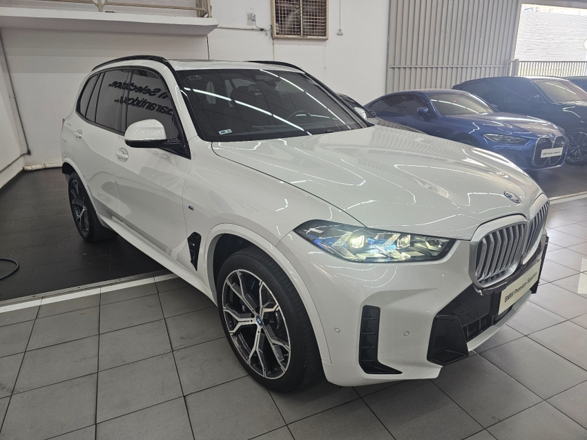 bmw x5 3.0 i6 turbo hibrido xdrive50e m sport automatico 4p 20241