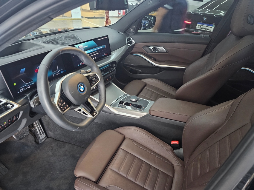 bmw 330e 2.0 16v turbo hibrido m sport automatico 5p 202610