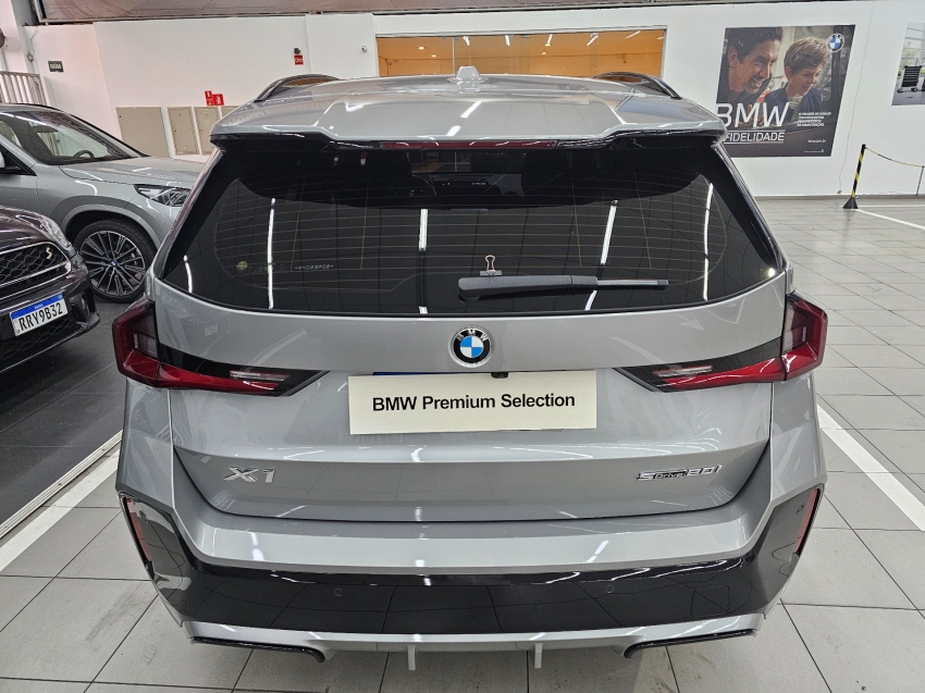 bmw x1 2.0 16v turbo gasolina sdrive20i m sport steptronic 4p automatico 20244