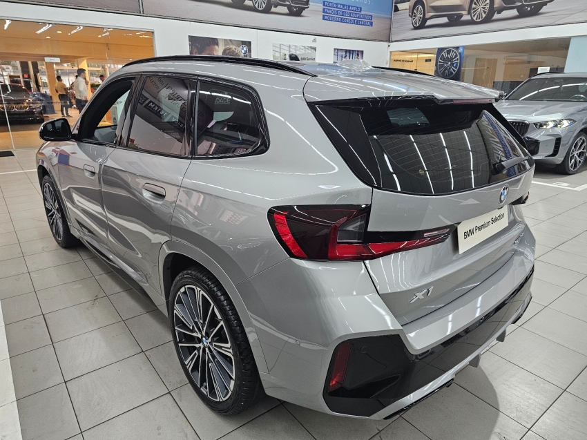 bmw x1 2.0 16v turbo gasolina sdrive20i m sport steptronic 4p automatico 20245