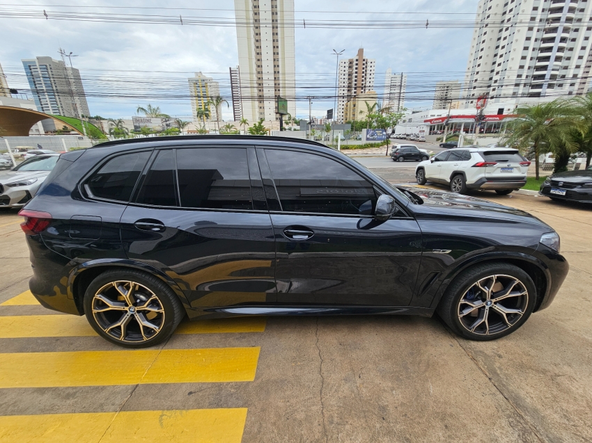 bmw x5 3.0 i6 turbo hibrido xdrive45e m sport automatico 4p 20223