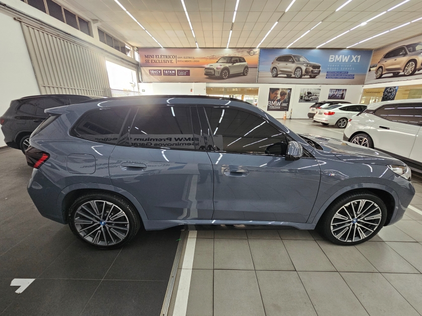 bmw ix1 eletrico xdrive30 m sport 2.0 5p automatico 20243