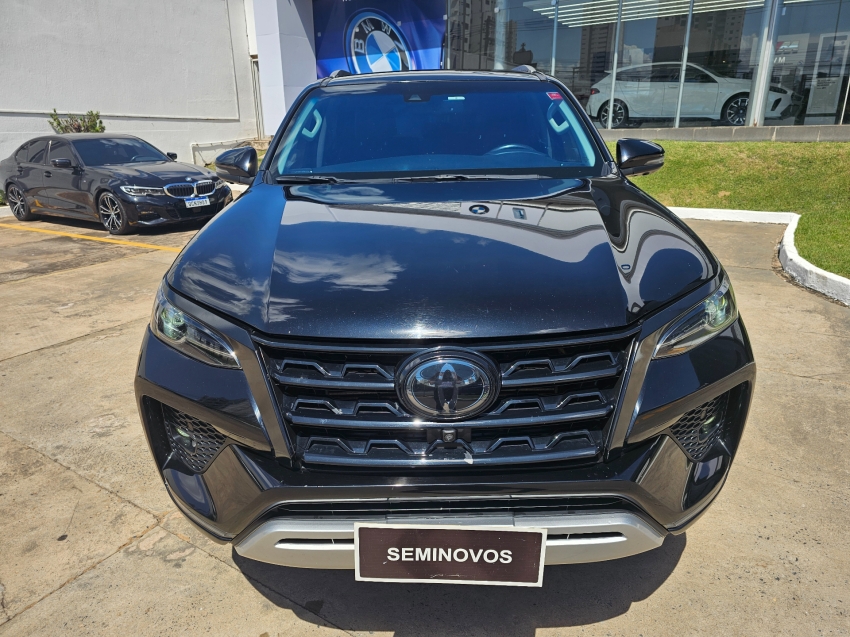 toyota hilux sw4 2.8 d-4d turbo diesel srx 7l 4x4 automatico 5p 20221