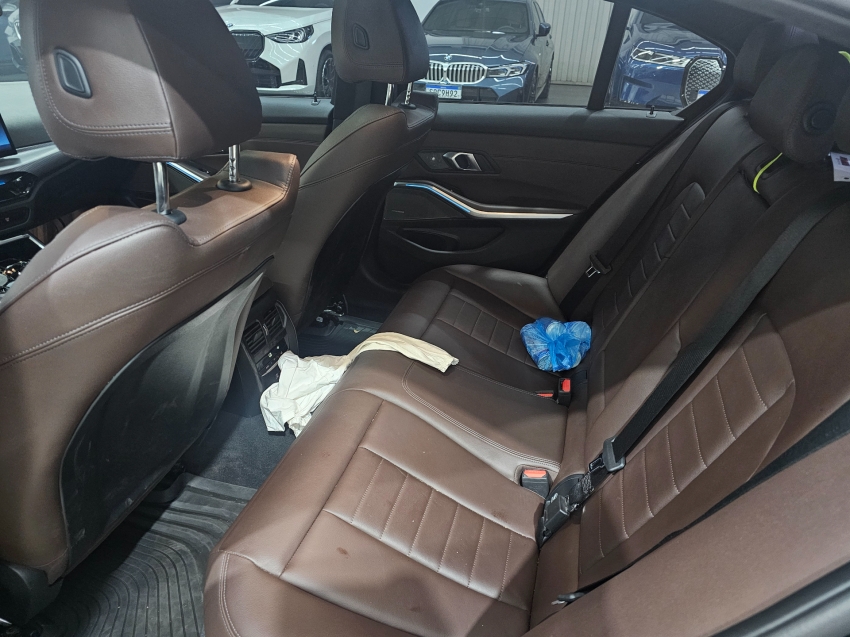 bmw 320i 2.0 16v turbo flex m sport automatico 4p 202512